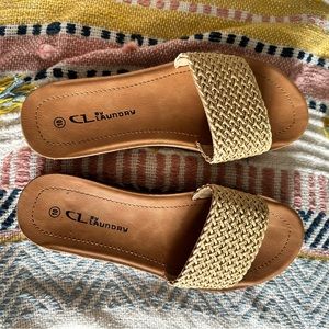 Size 10 sandals for sale